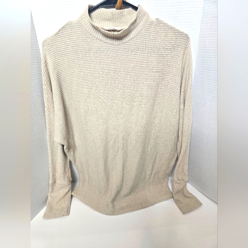 Heimious long sleeve top